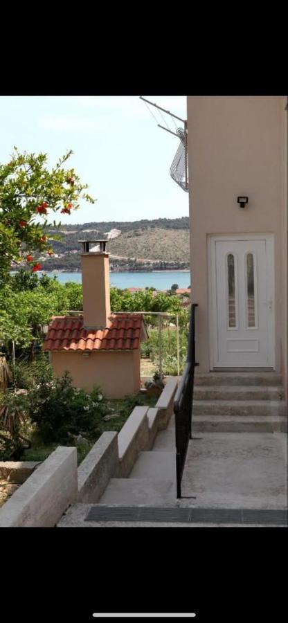 Apartmant Milan Trogir Exterior photo
